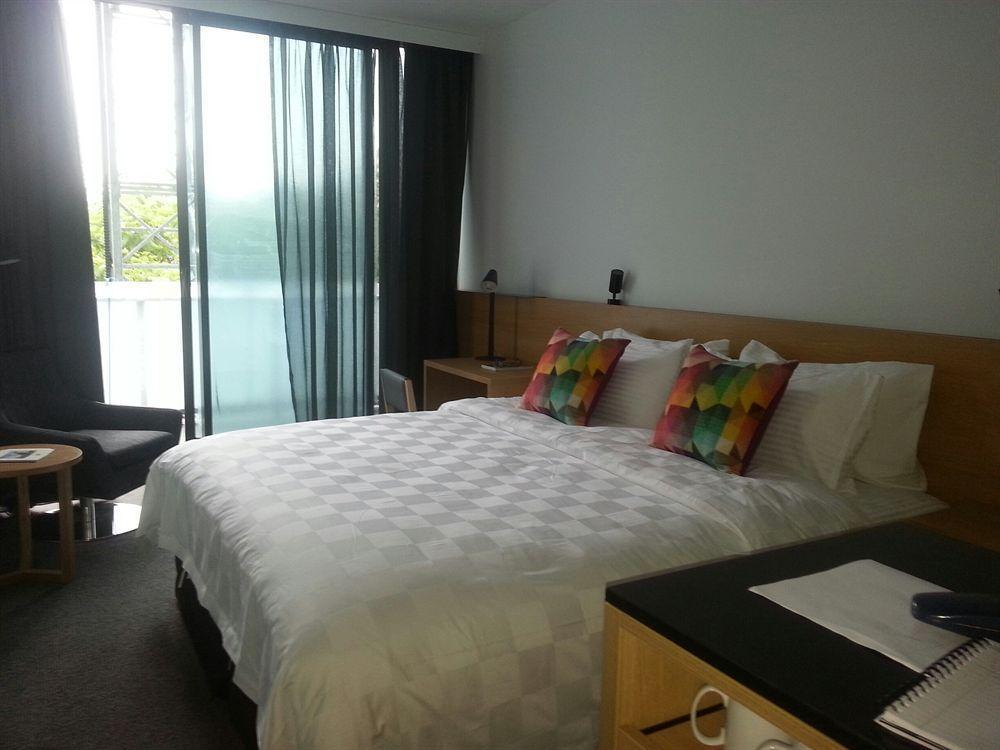Alpha Mosaic Hotel Fortitude Valley Brisbane Exterior photo